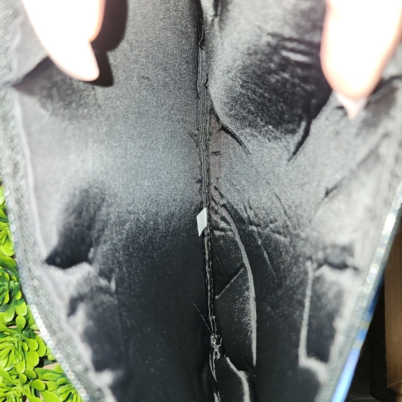 NWT Mermaid Padded Clutch / Makeup Bag - Picture 6 of 6